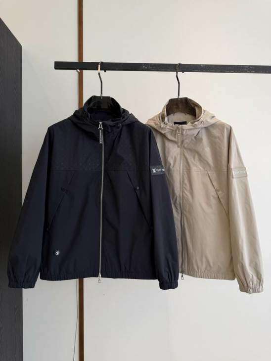 Picture of Louis Vuitton Jackets _SKULVsz48-56xetr10631496